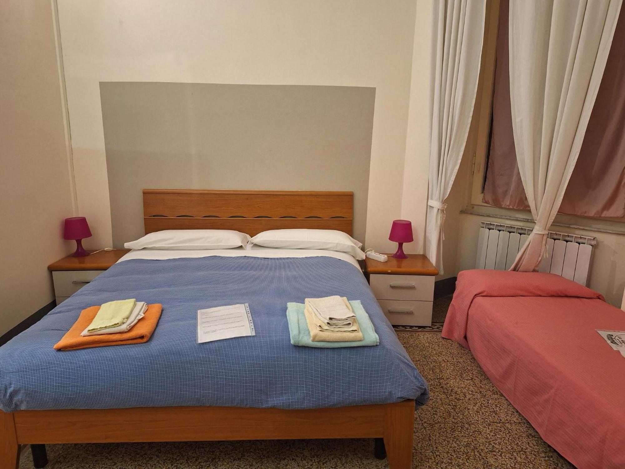 Guest House Erika La Spezia Buitenkant foto