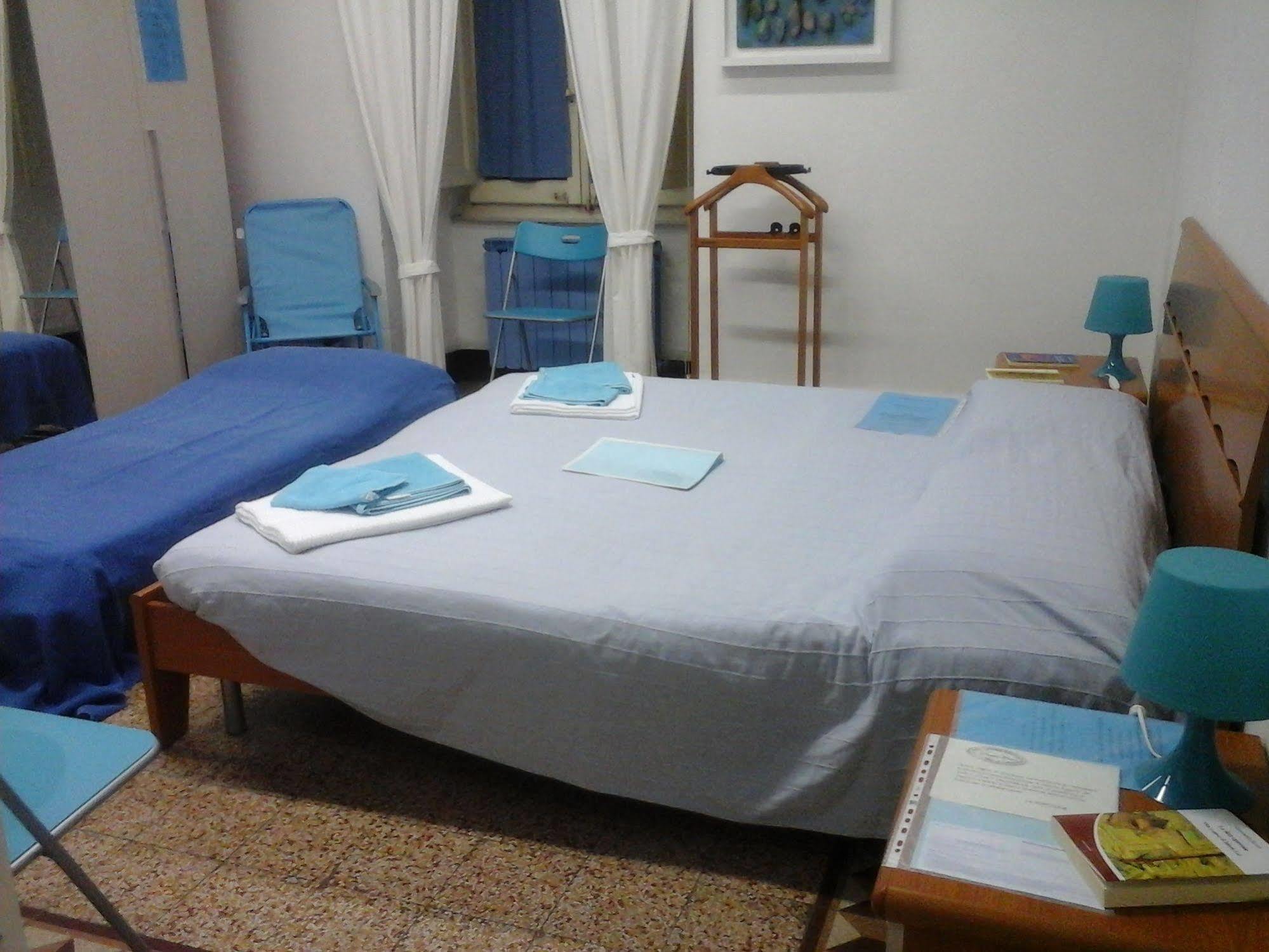 Guest House Erika La Spezia Buitenkant foto